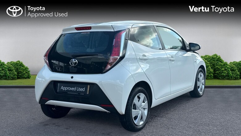 Toyota Aygo 1.0 VVT-i X-Play 5dr Petrol Hatchback